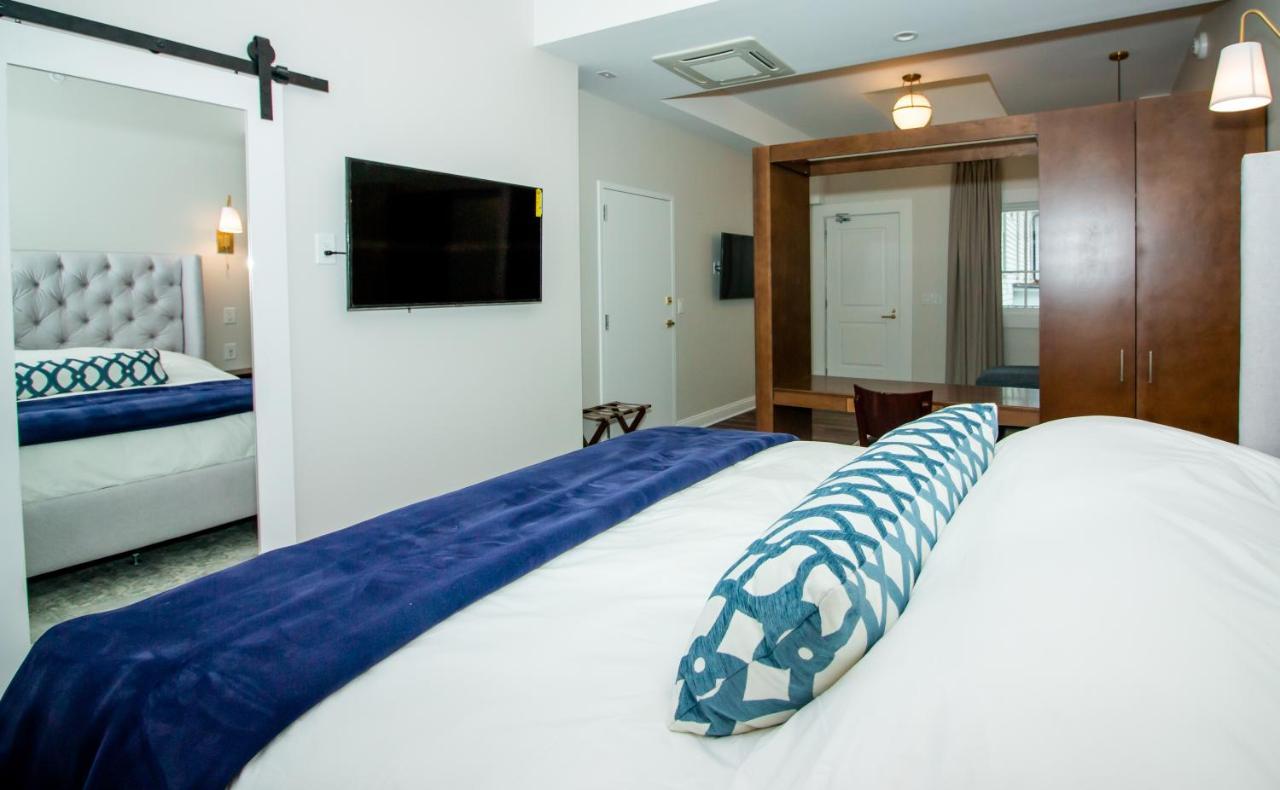 The Colonial Inn 힐스버러 외부 사진